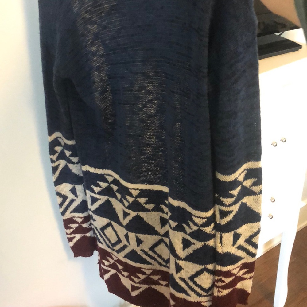 Cardigan - Picture 2 of 4